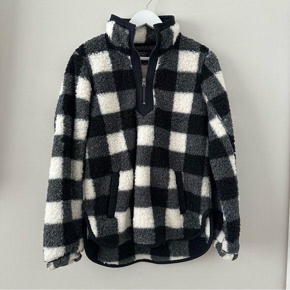 Abercrombie & Fitch The Essential A&F Sherpa Fleece Black White Buffalo Plaid S - Picture 4 of 16